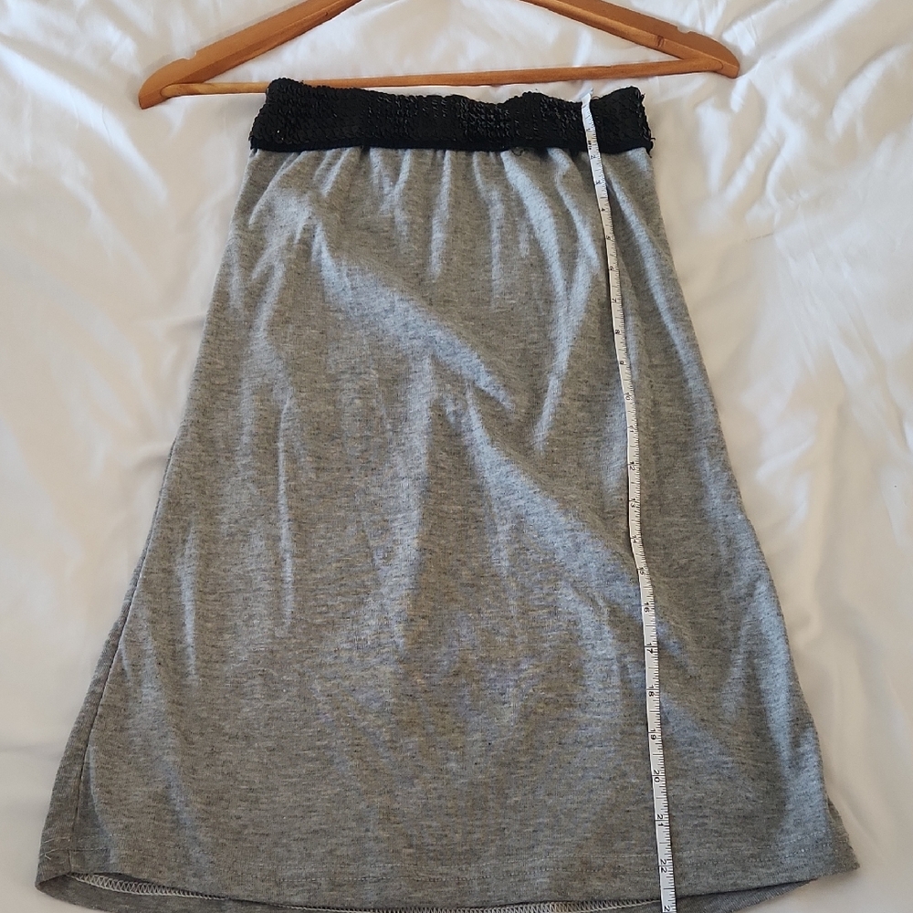 Gray and Black Women's Top